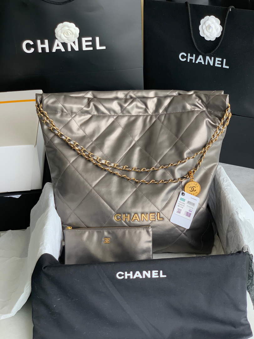 Chanel 22 Large Handbag Shiny Calfskin Gold-Tone Metal AS3262 Ruthenium - Default Title - View 1