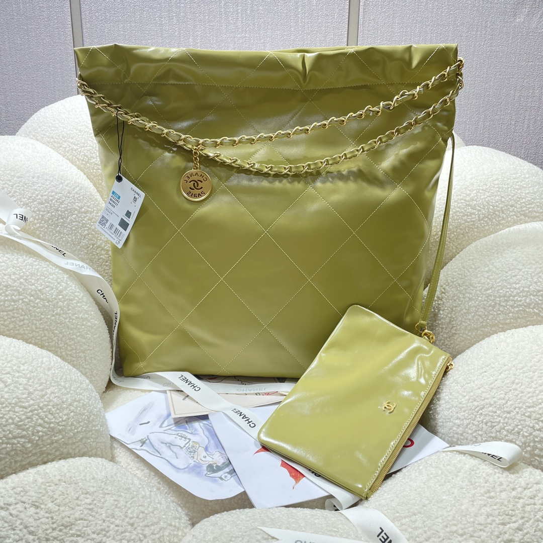 Chanel 22 Large Handbag Shiny Calfskin AS3262 Light Green