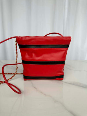 Chanel 22 Mini Handbag AS3980 Shiny Calfskin & Gold-Tone Metal Red & Black - Default Title - View 2