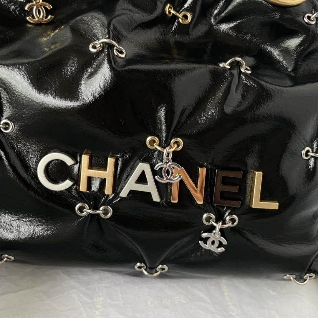 Chanel 22 Mini Handbag AS3980 Shiny Calfskin & Gold-Tone Metal with jewelry - Default Title - View 5