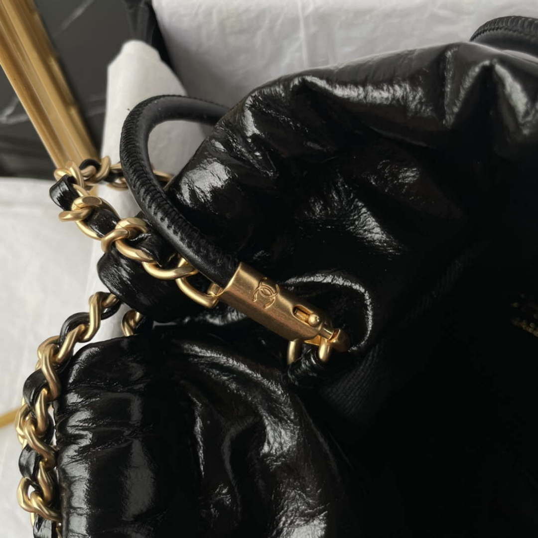 Chanel 22 Mini Handbag AS3980 Shiny Calfskin & Gold-Tone Metal with jewelry