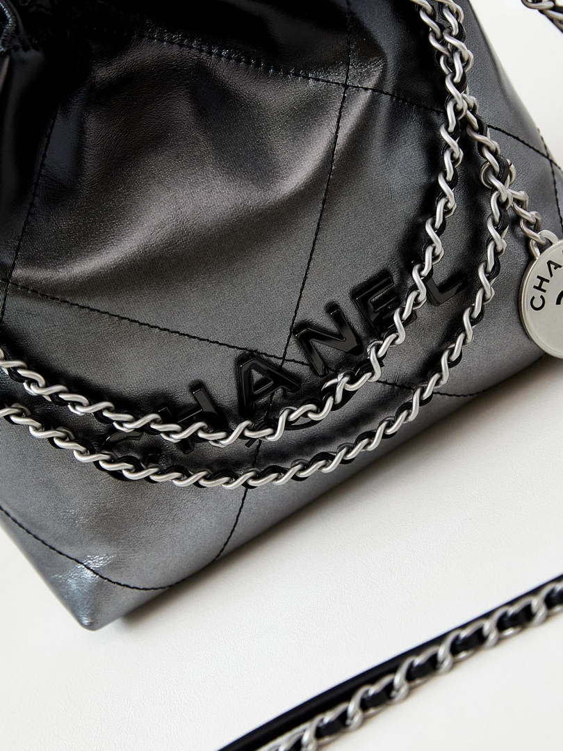 Chanel 22 Mini Handbag Patent Gradient Calfskin Lacquered Metal AS3980 Black - Default Title - View 2