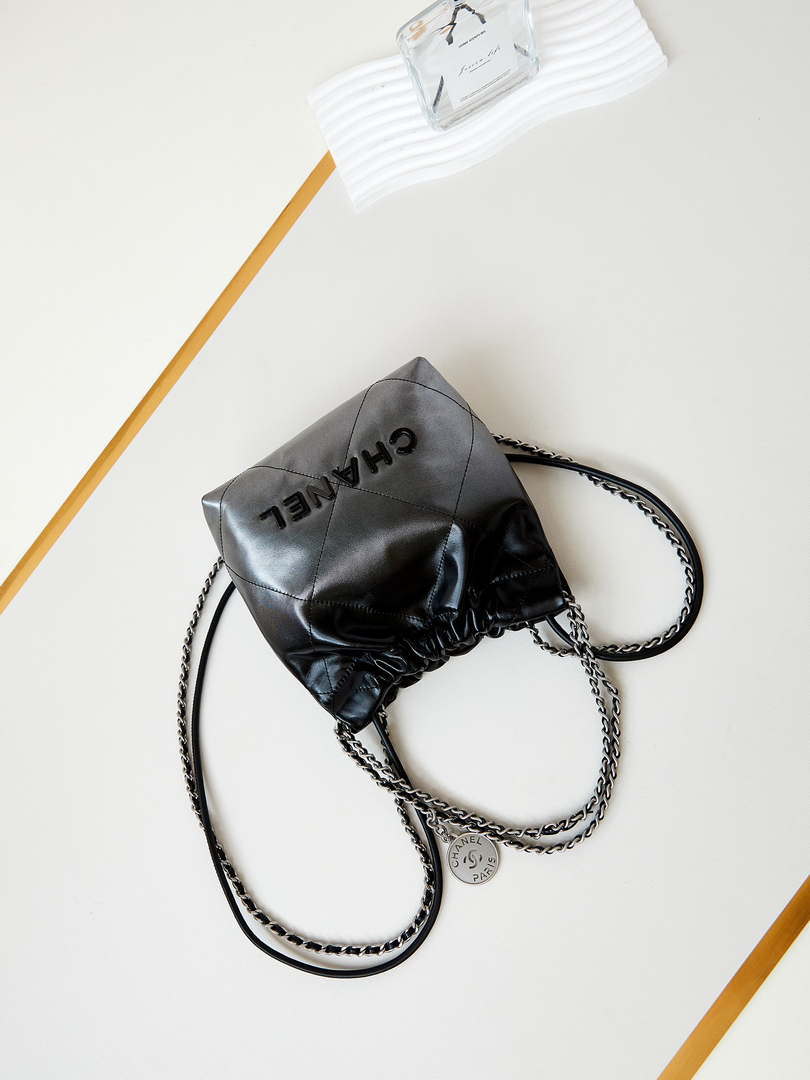 Chanel 22 Mini Handbag Patent Gradient Calfskin Lacquered Metal AS3980 Black - Default Title - View 7