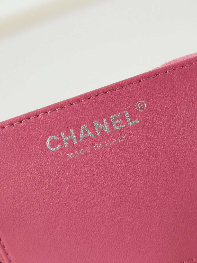Chanel 22 Mini Handbag Patent Gradient Calfskin Lacquered Metal AS3980 White & Light Pink - Default Title - View 8