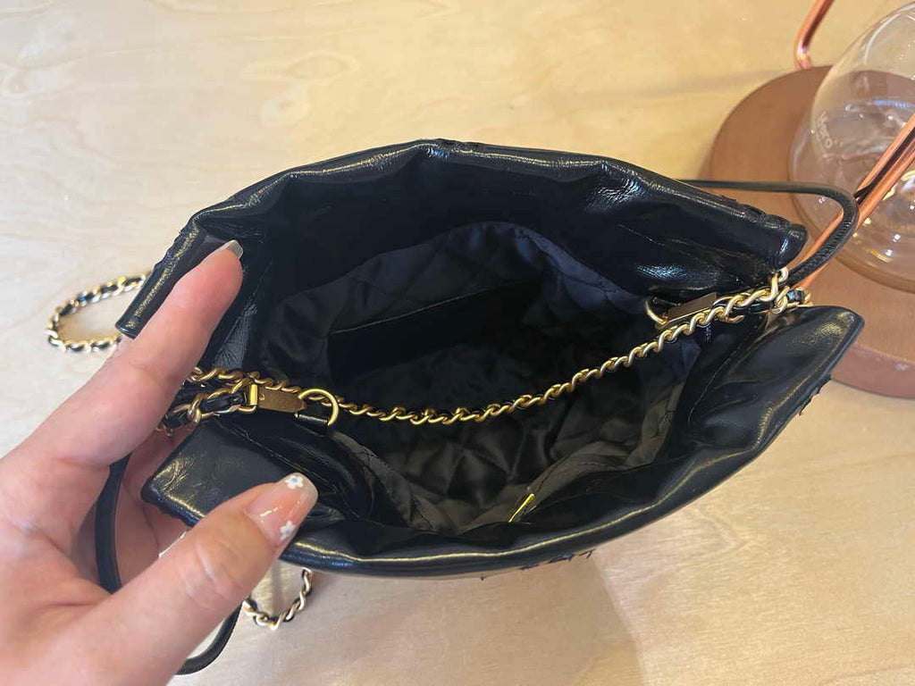 Chanel 22 Mini Handbag  Shiny Calfskin & Gold-Tone Metal AS3980 Black