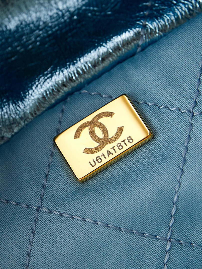 Chanel 22 Small Handbag Fantasy color Calfskin & Gold-Tone Metal AS3260 Blue - Default Title - View 9
