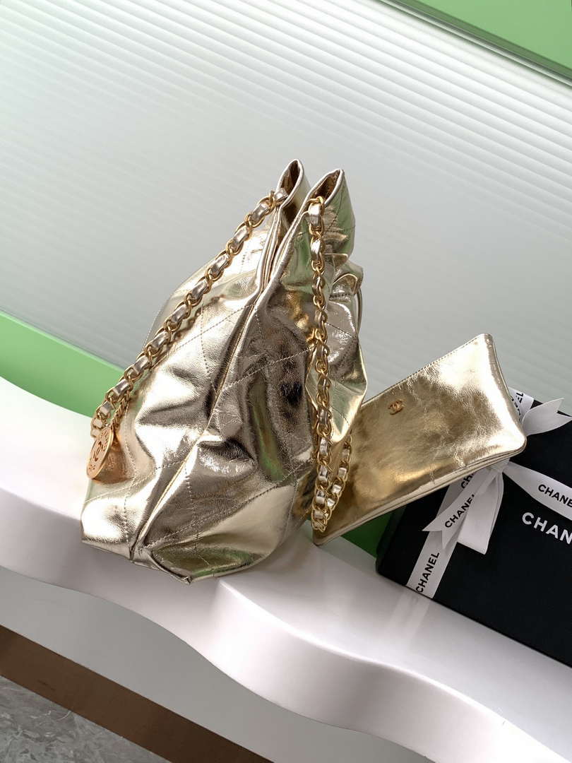 Chanel 22 Small Handbag Fantasy color Calfskin & Gold-Tone Metal AS3260 Gold