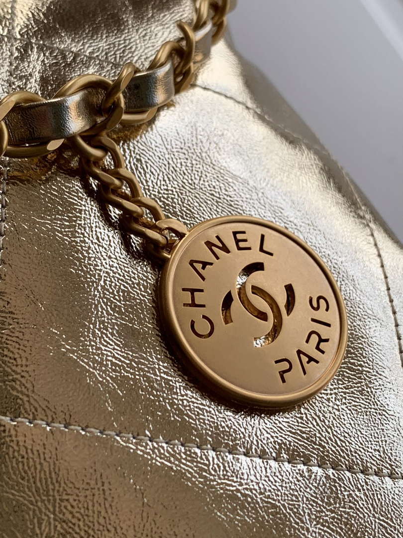 Chanel 22 Small Handbag Fantasy color Calfskin & Gold-Tone Metal AS3260 Gold