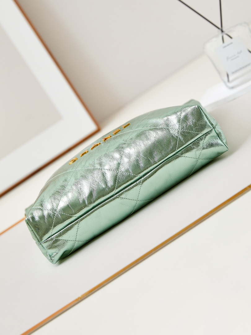 Chanel 22 Small Handbag Fantasy color Calfskin & Gold-Tone Metal AS3260 Green - Default Title - View 6