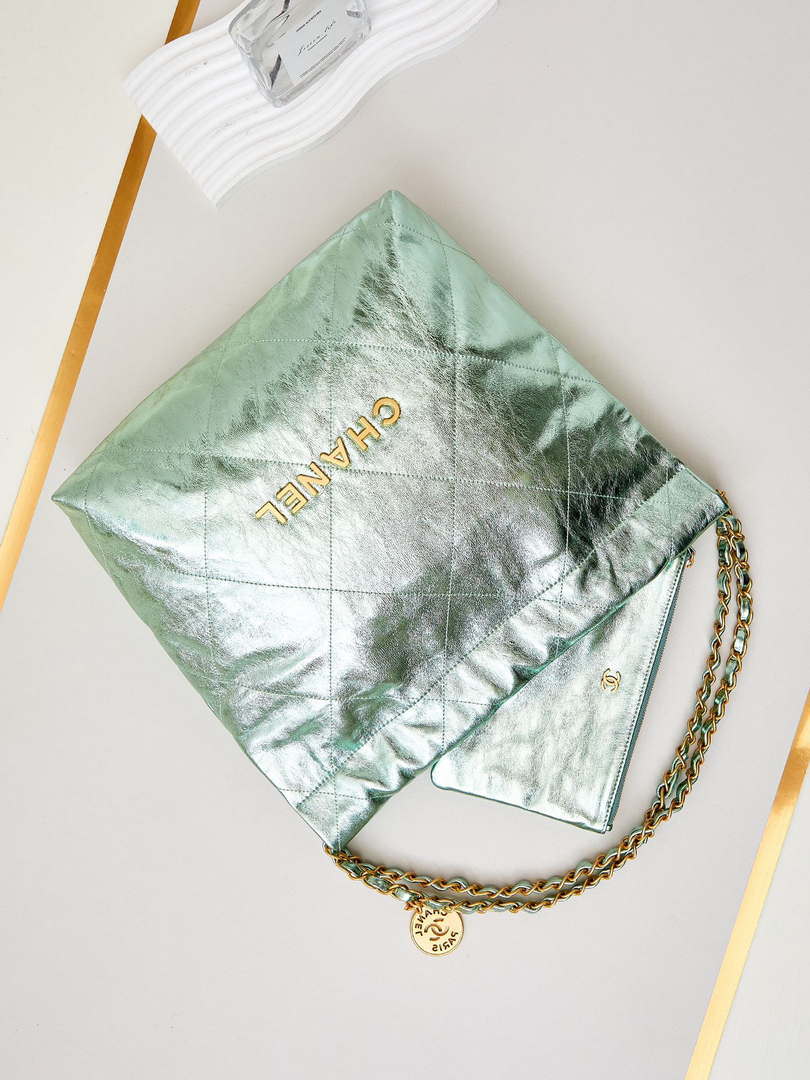 Chanel 22 Small Handbag Fantasy color Calfskin & Gold-Tone Metal AS3260 Green - Default Title - View 7