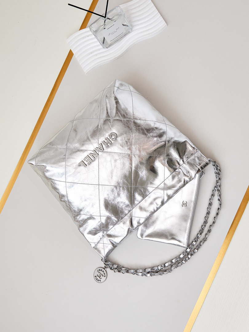 Chanel 22 Small Handbag Fantasy color Calfskin & Silver-Tone Metal AS3260 Silver - Default Title - View 7