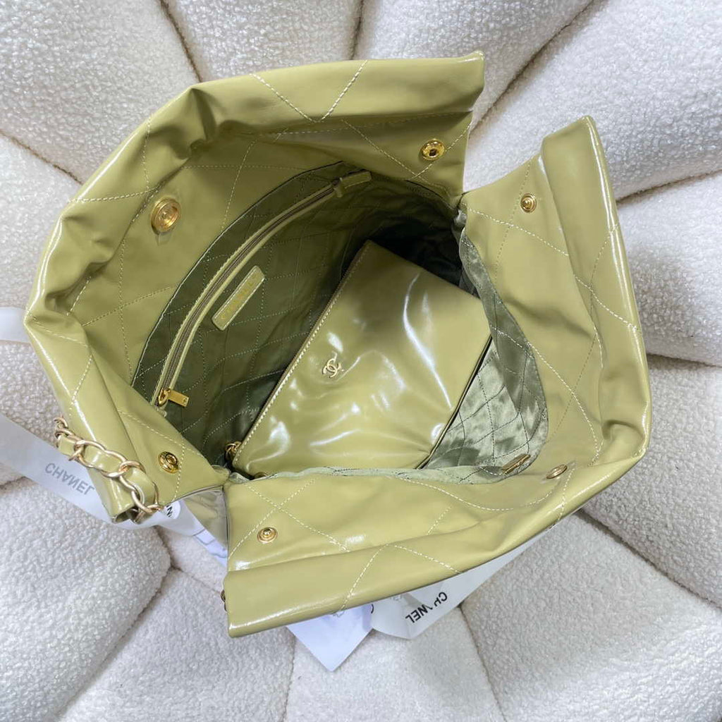 Chanel 22 Small Handbag Shiny Calfskin AS3260 Light Green
