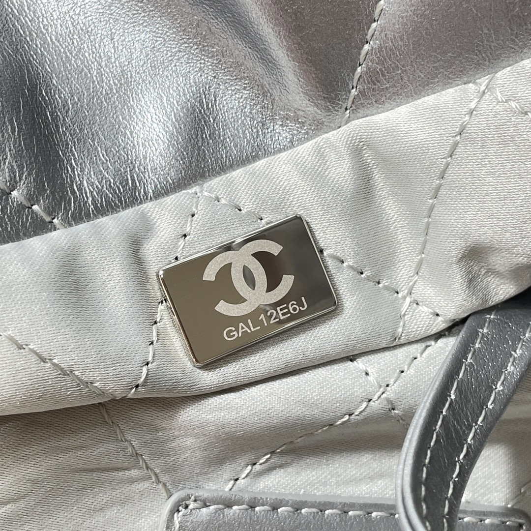 Chanel 22 Small Handbag Shiny Calfskin AS3260 Silver