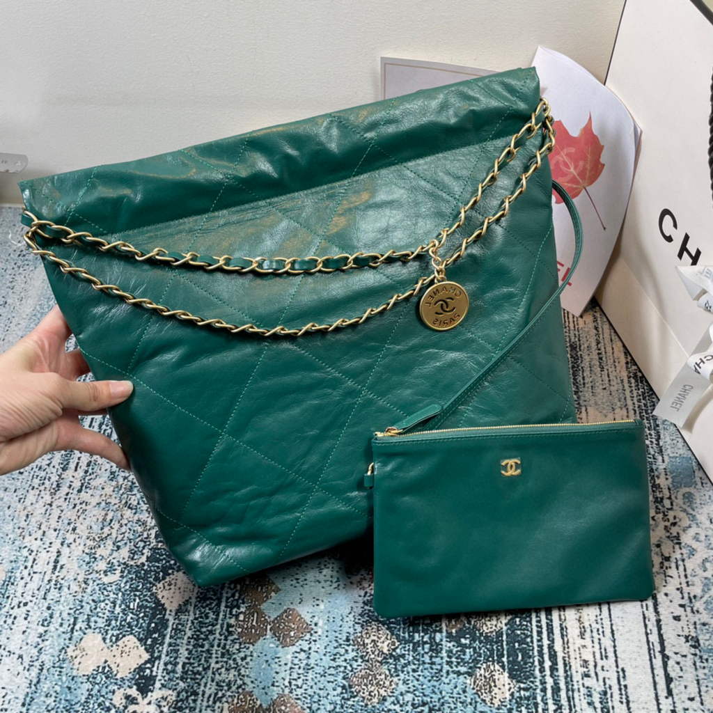 Chanel AS3260 22 Small Handbag Shiny Calfskin Green Gold