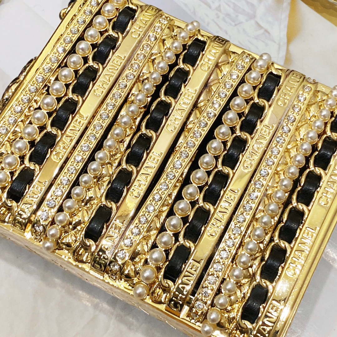Chanel 22K Evening Bag With Pearls Black and Gold