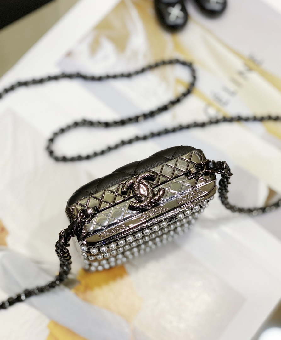 Chanel 22K Evening Bag With Pearls Black and Silver - Default Title - View 7