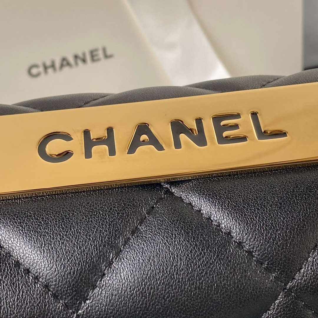 Chanel 24C Trendy CC Flap Bag With Top Handle Lambskin bag A92236 Black Gold