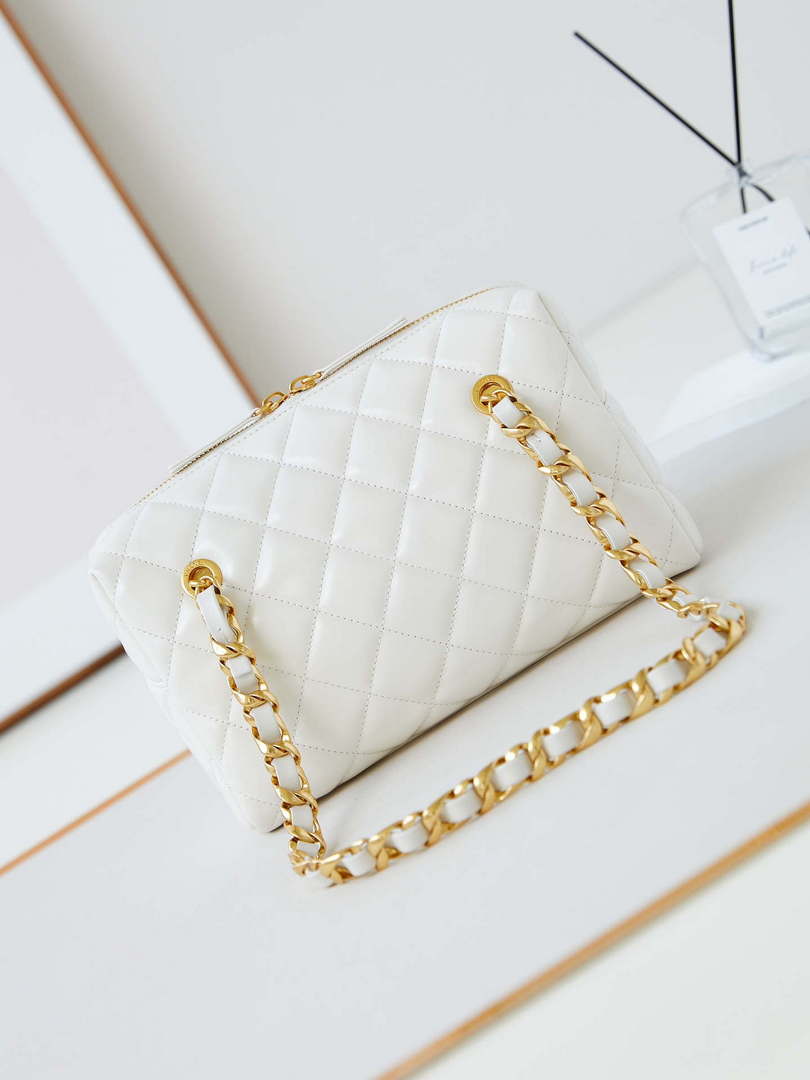 Chanel 24K New Bowling ball waxed Lambskin AS5152 White Gold
