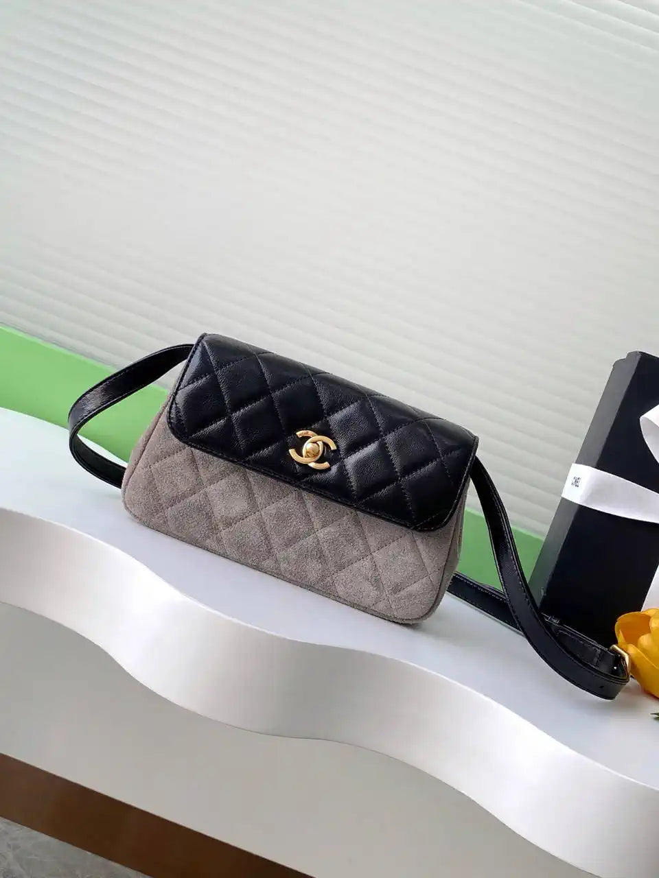 Chanel 25A AP4677 Flap bag Suede &Calfskin Gold-Tone Metal Gray