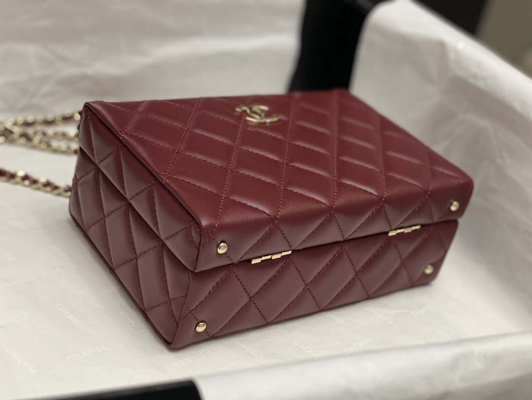 Chanel 25A AS5167 Small box bag Lambskin Red