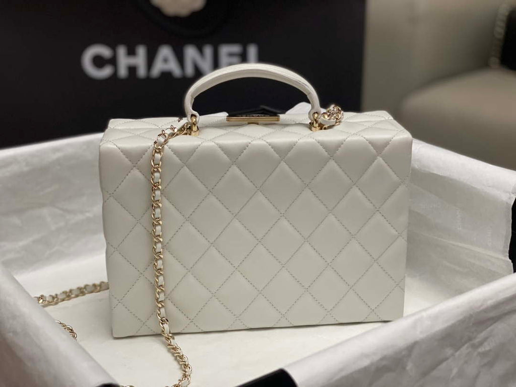 Chanel 25A AS5167 Small box bag Lambskin White