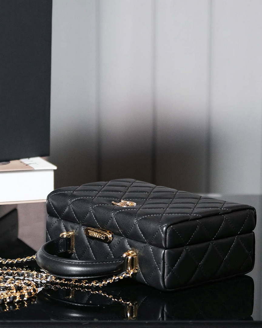 Chanel 25A AS5167 Autumn and Winter New Vanity Box Lambskin Bag Black - Default Title - View 5