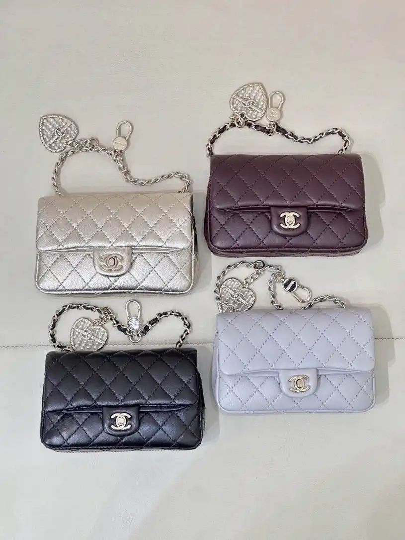 Chanel 25A Mini Flap Bag Lambskin AS4670 Black