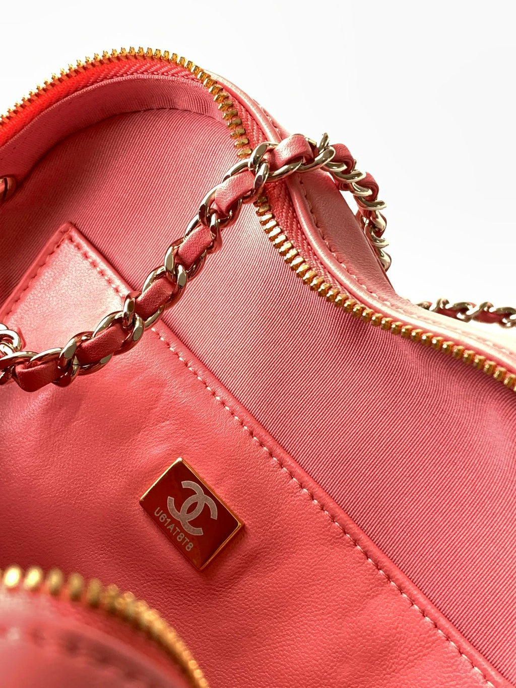 Chanel 25B Heart Clutch with Chain Lambskin Gold-Tone Metal AS3191