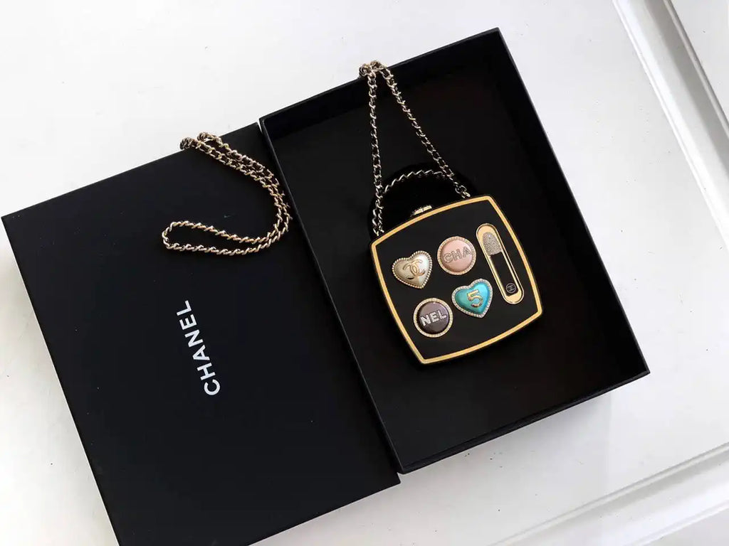 Chanel 25B Makeup Palette Minaudiere Plexi Strass & Gold-Tone Metal AS5652