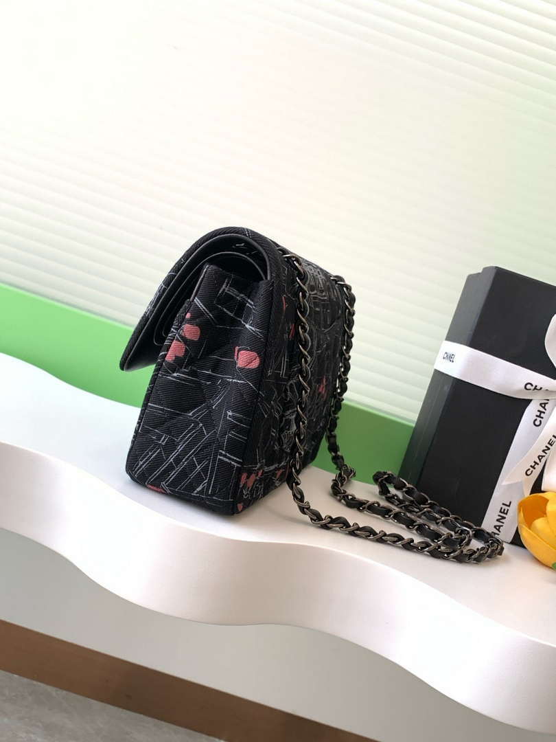 Chanel 25C A01112 Flap Bag Black Fabric Printed