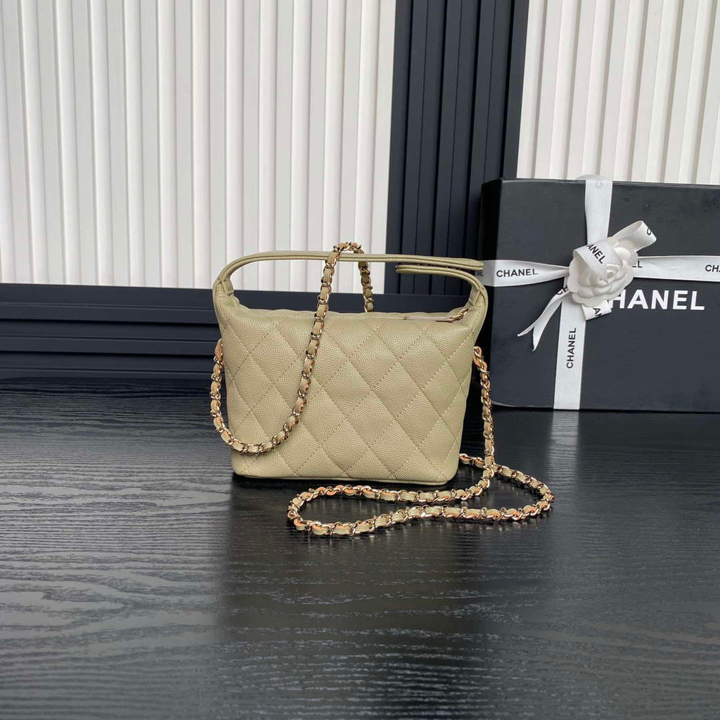 Chanel 25C AP4386 Hobo Grained Calfskin & Gold-Tone Metal Ligth Green