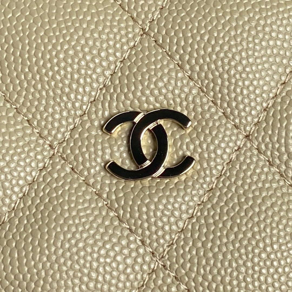 Chanel 25C AP4386 Hobo Grained Calfskin & Gold-Tone Metal Ligth Green