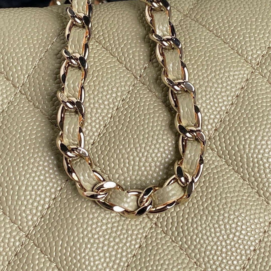 Chanel 25C AP4386 Hobo Grained Calfskin & Gold-Tone Metal Ligth Green