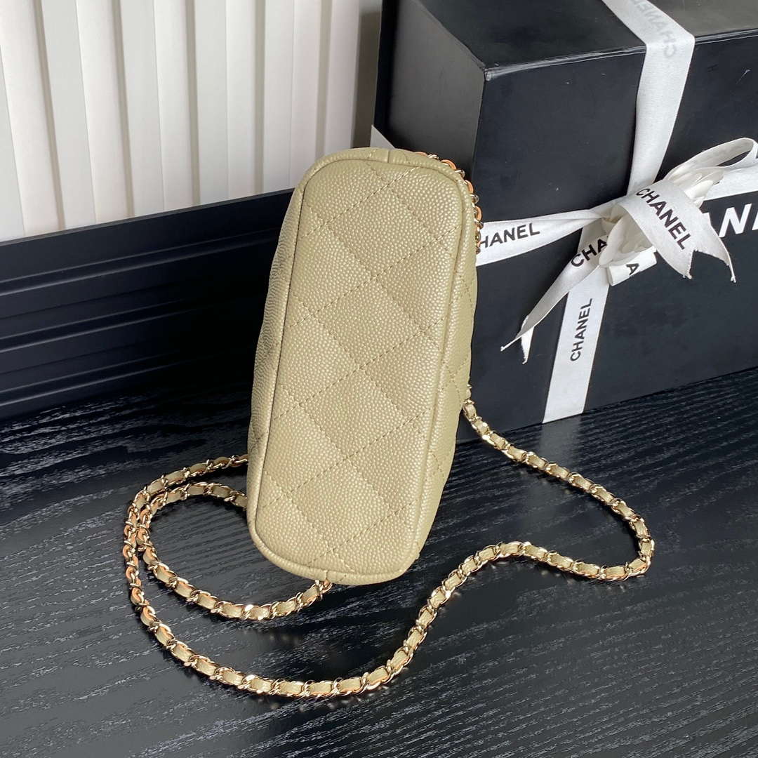 Chanel 25C AP4386 Hobo Grained Calfskin & Gold-Tone Metal Ligth Green