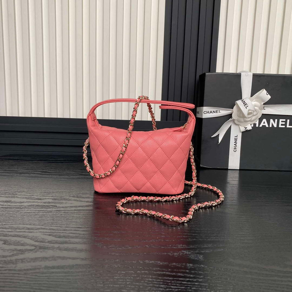 Chanel 25C AP4386 Hobo Grained Calfskin & Gold-Tone Metal Pink