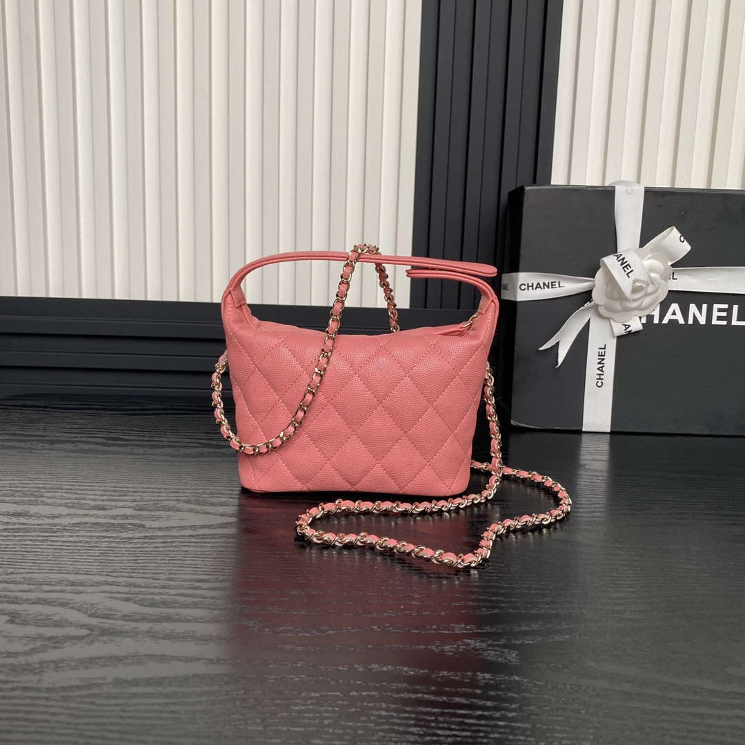Chanel 25C AP4386 Hobo Grained Calfskin & Gold-Tone Metal Pink