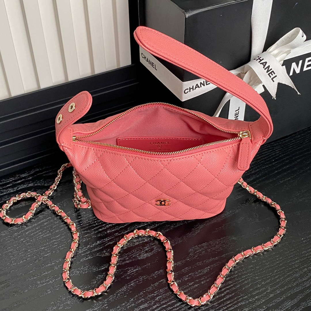 Chanel 25C AP4386 Hobo Grained Calfskin & Gold-Tone Metal Pink