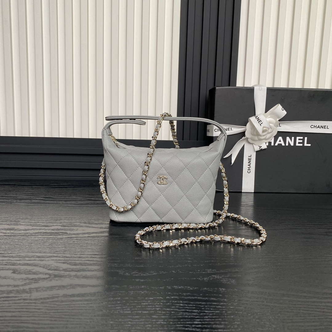 Chanel 25C AP4386 Hobo Grained Calfskin & Gold-Tone Metal Gray