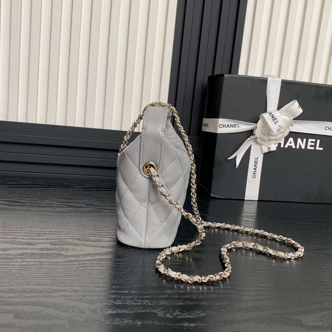 Chanel 25C AP4386 Hobo Grained Calfskin & Gold-Tone Metal Gray - Default Title - View 6