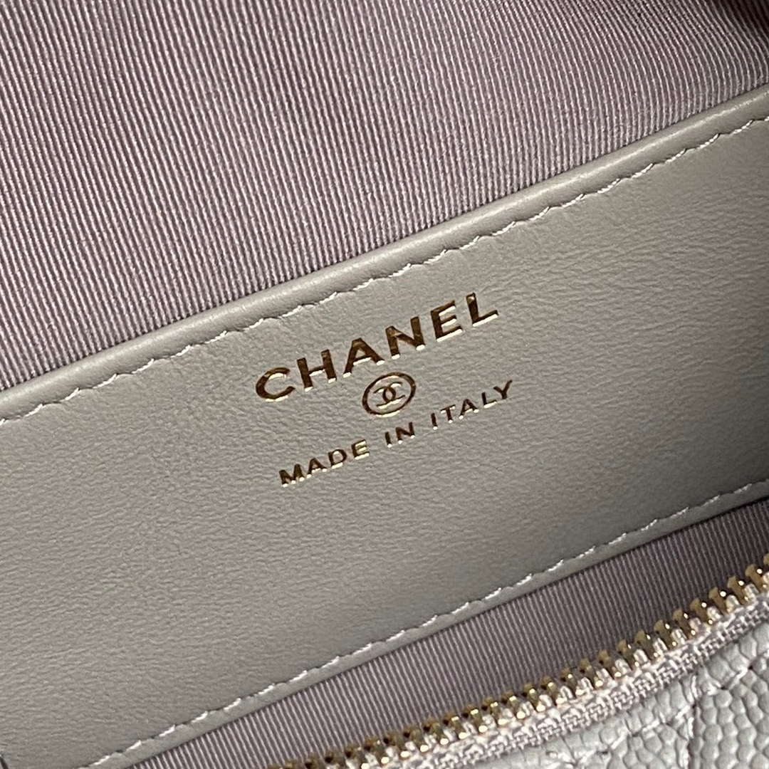 Chanel 25C AP4386 Hobo Grained Calfskin & Gold-Tone Metal Gray - Default Title - View 9