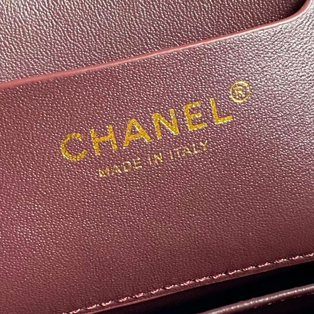 Chanel 25C AS5036 Small Tote Lambskin & Gold-Tone Metal Wine Red - Default Title - View 7