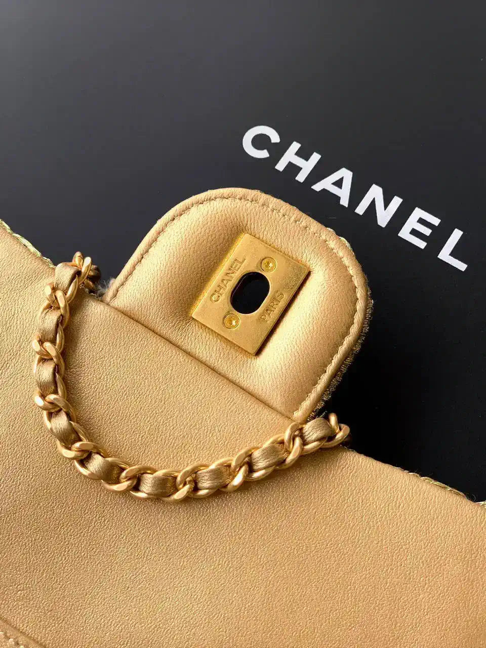 Chanel 25C AS5279 Flap bag Braided Lurex & Gold-Tone Metal