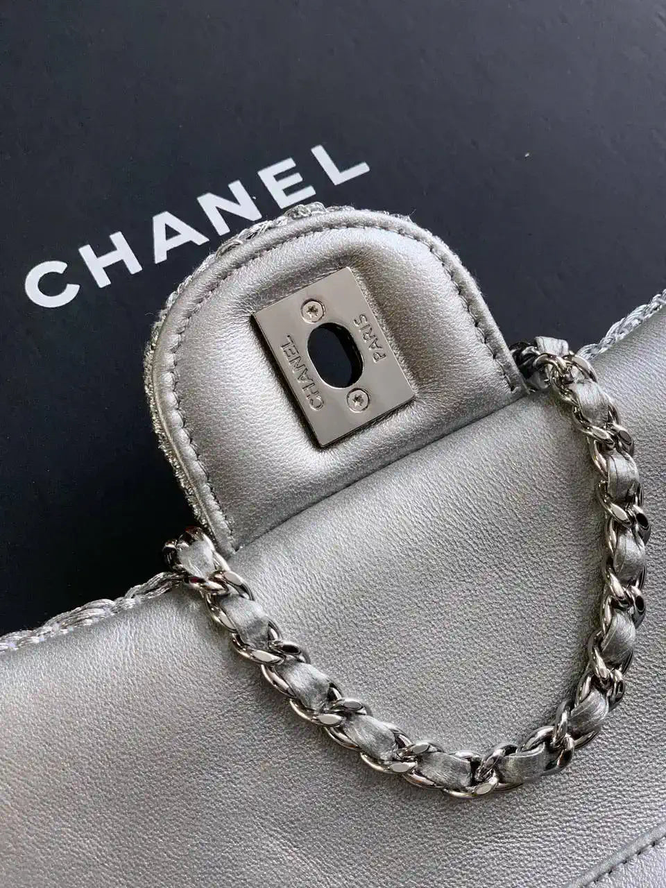 Chanel 25C AS5279 Flap bag Braided Lurex & Silver-Tone Metal
