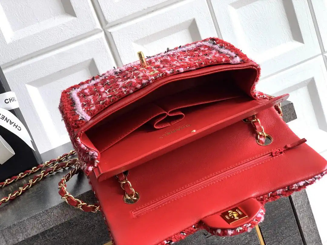 Chanel 25C Mini Flap bag Tweed and gold metallic 23CM A01117 Red