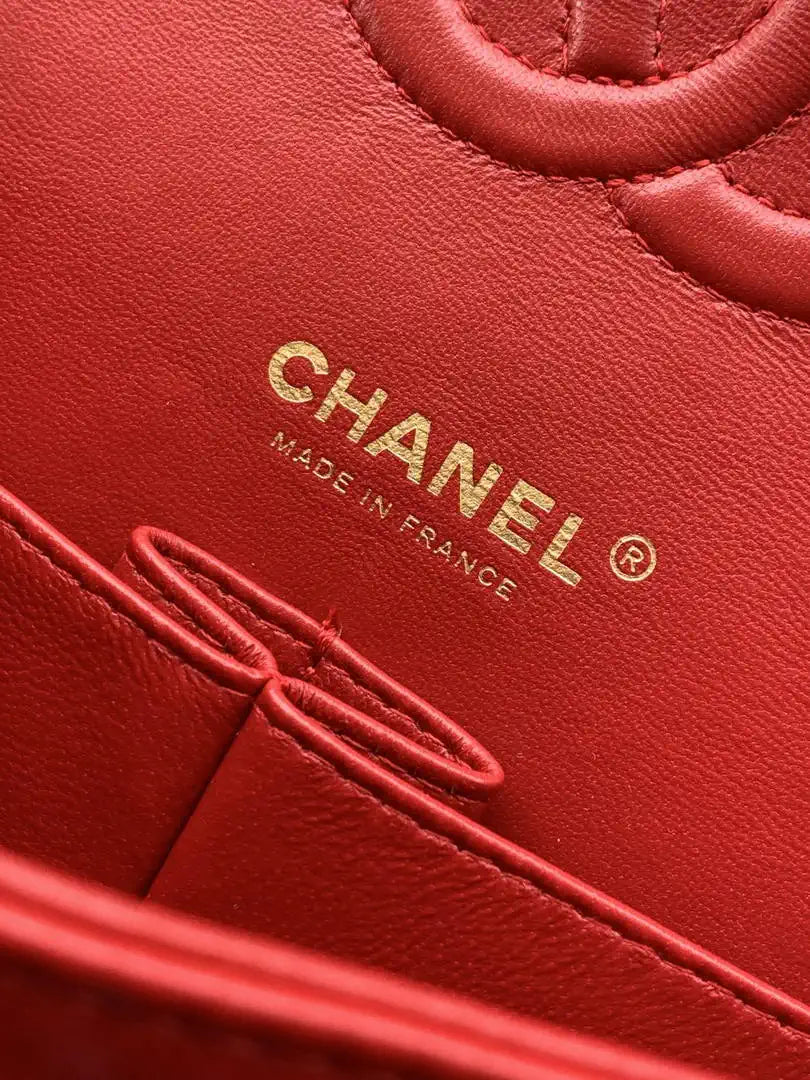 Chanel 25C Mini Flap bag Tweed and gold metallic 23CM A01117 Red
