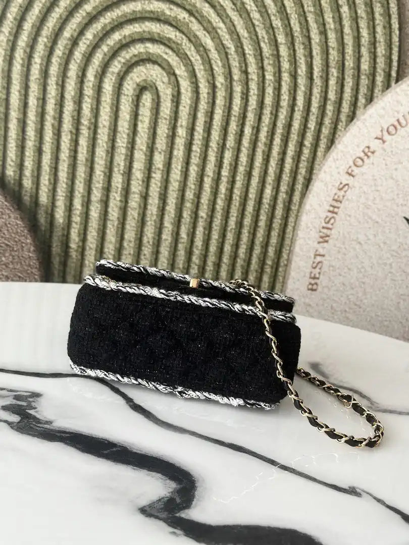 Chanel 25C Mini Flap bag Tweed and gold metallic A69900 Black