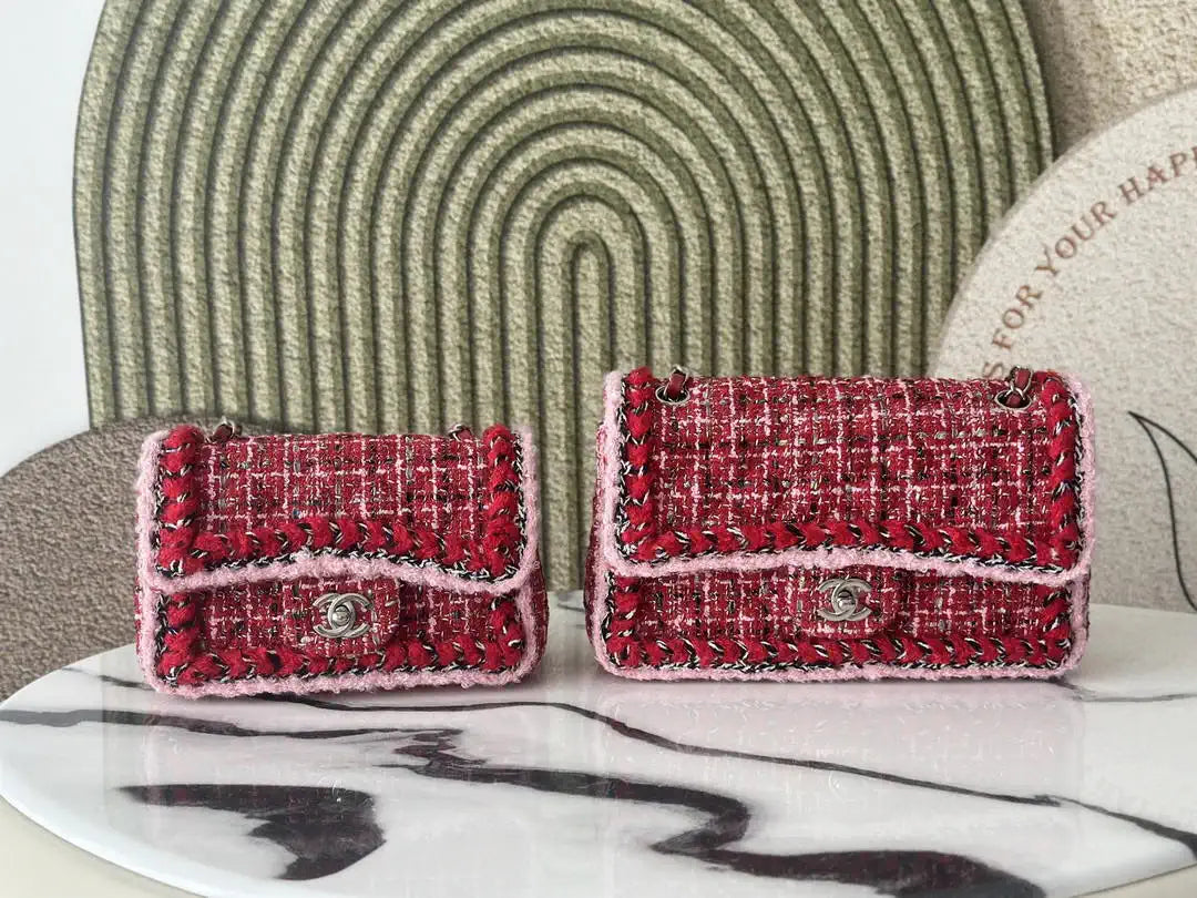 Chanel 25C Mini Flap bag Tweed and gold metallic A69900 Red