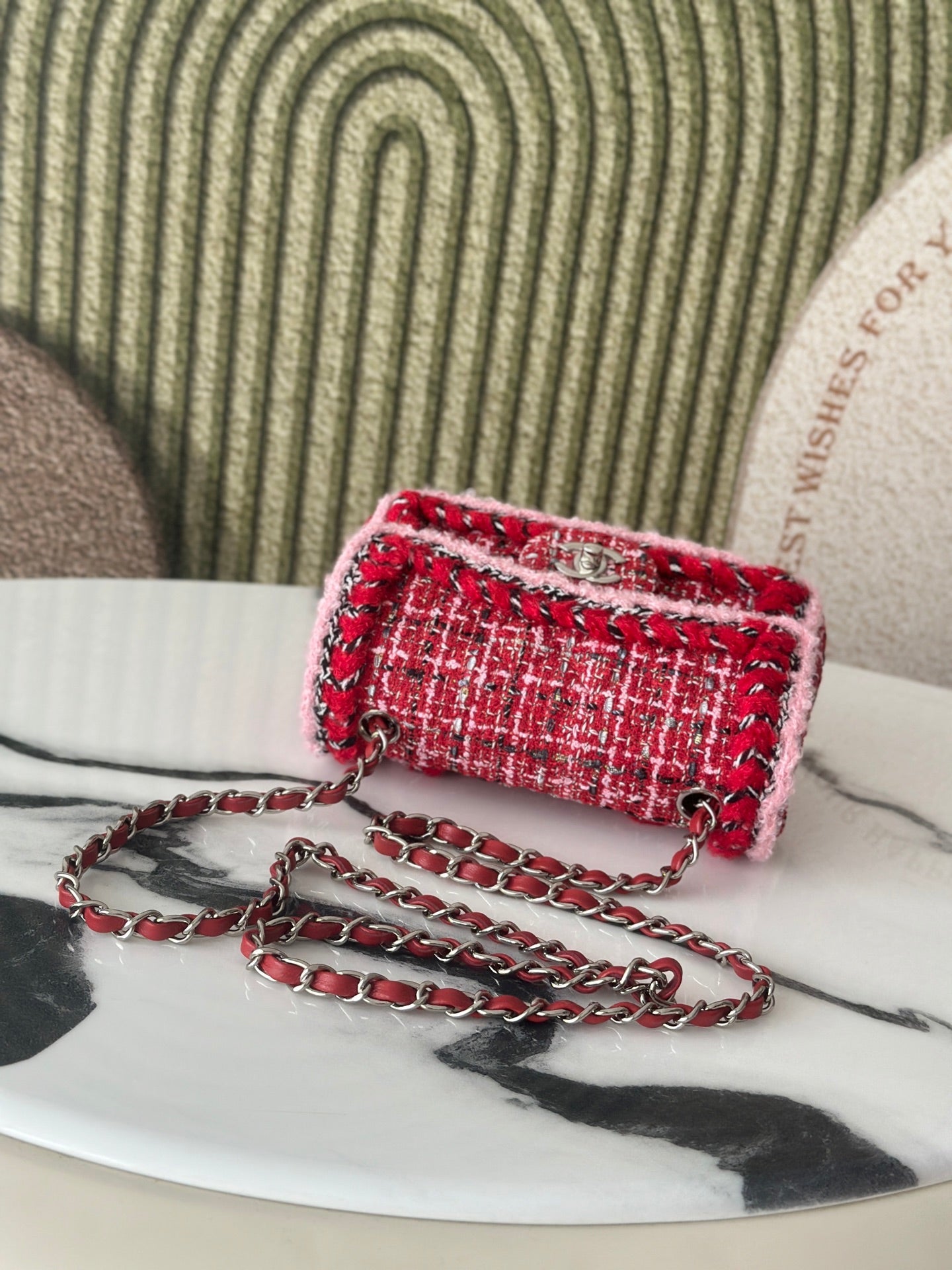 Chanel 25C Mini Flap bag Tweed and gold metallic A69900 Red