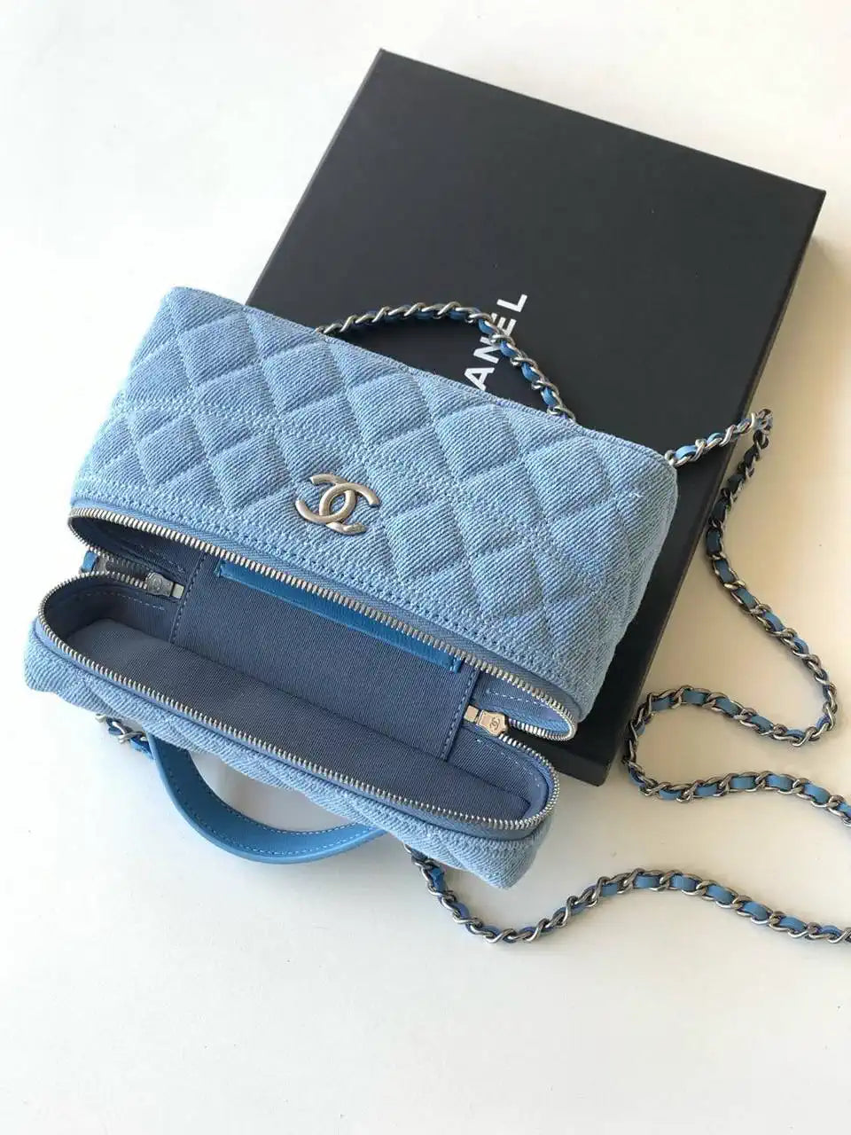 Chanel 25C Vanity with Chain Denim Blue AP4407 Bag