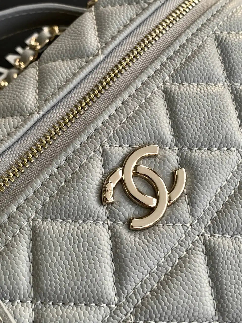 Chanel 25C Vanity with Chain Grained Calfskin AP4407 Gray